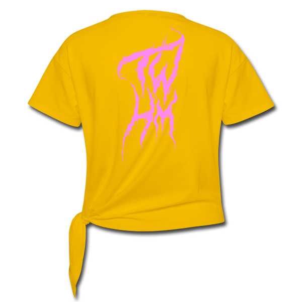 TWHM Fire Graffiti Pink Letter Women's Knotted T-Shirt - sun yellow